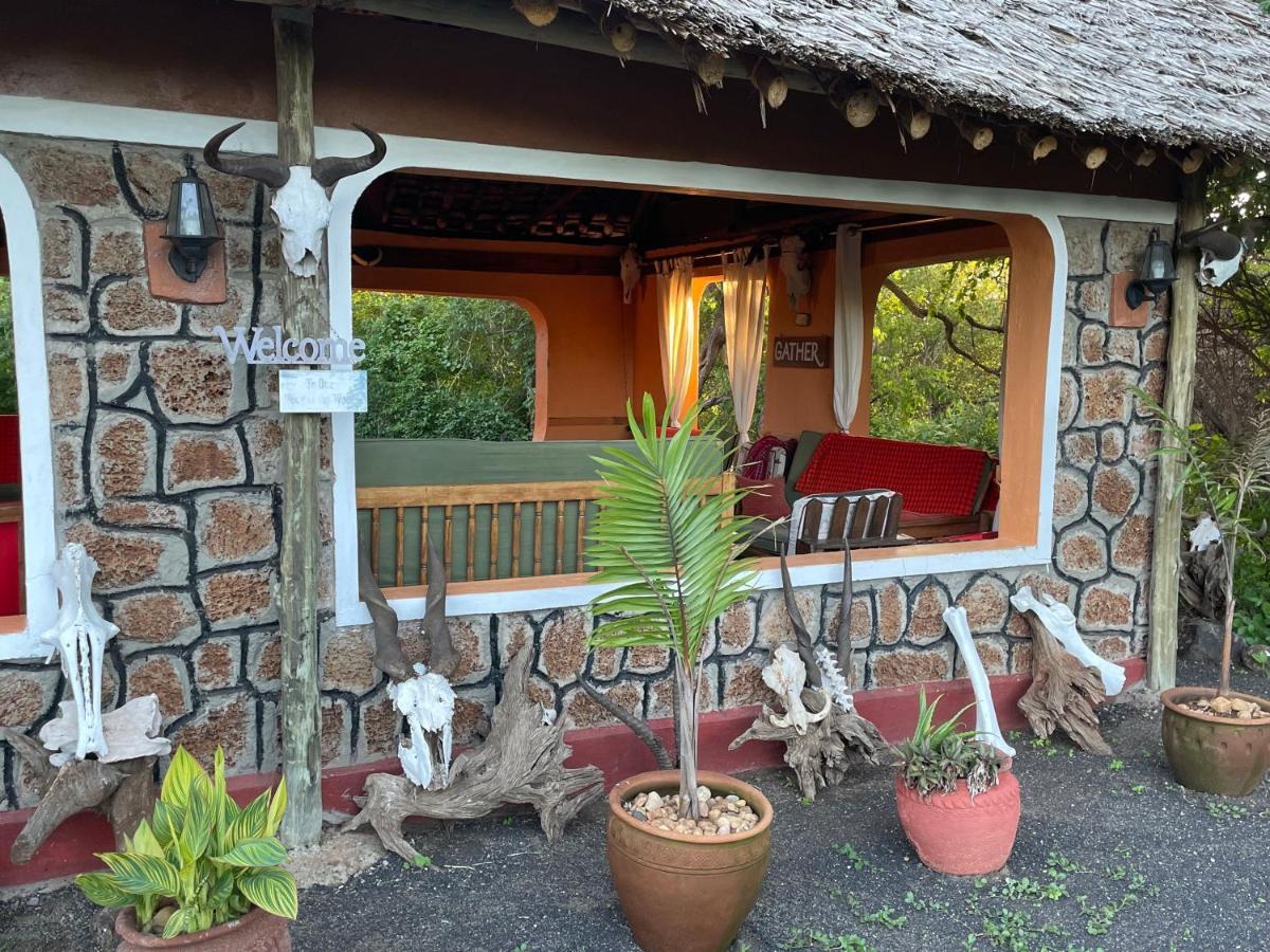 Hotel Maasai Simba Camp à Amboseli Extérieur photo