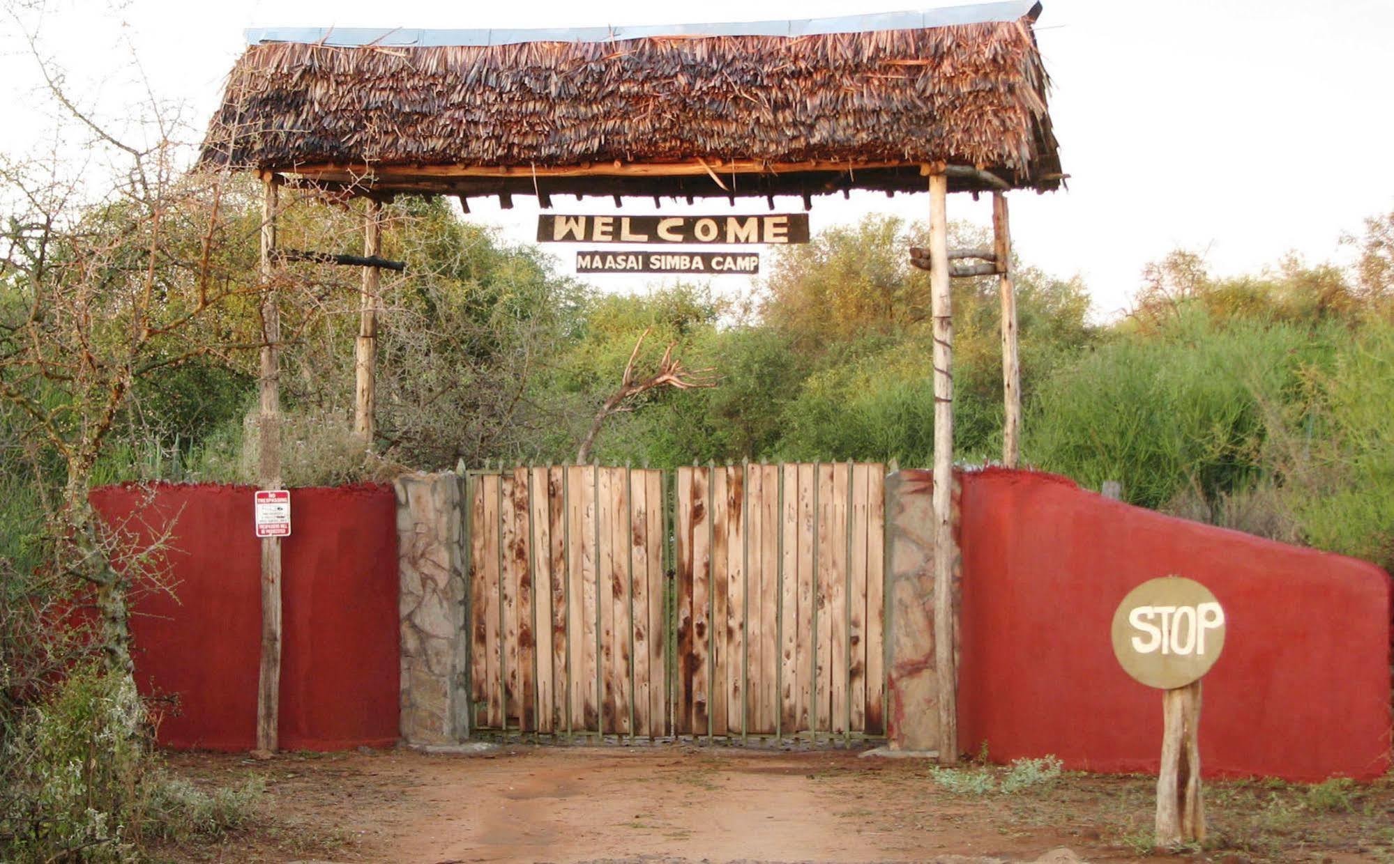 Hotel Maasai Simba Camp à Amboseli Extérieur photo